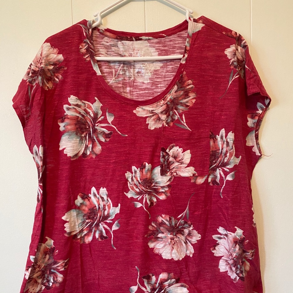 Maurices Red & White Floral Top